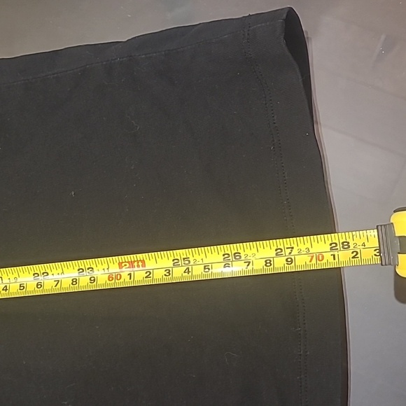 HUGO Black Crew Neck T-Shirt with Green Graphic Large - Picture 7 of 9